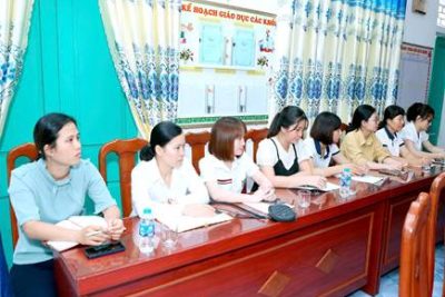 Hội nghị Cán bộ, viên chức, người lao động năm học 2025- 2026. Trường MN Nghĩa Thành xã Quỹ Nhất